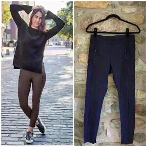 Athleta Black and Brown Leggings